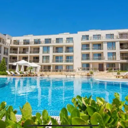 Diamond Sea View Apartment